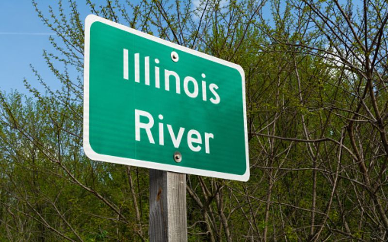 Illinois River Road