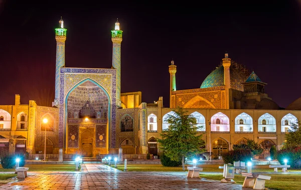 Is Iran Safe To Visit At Night?